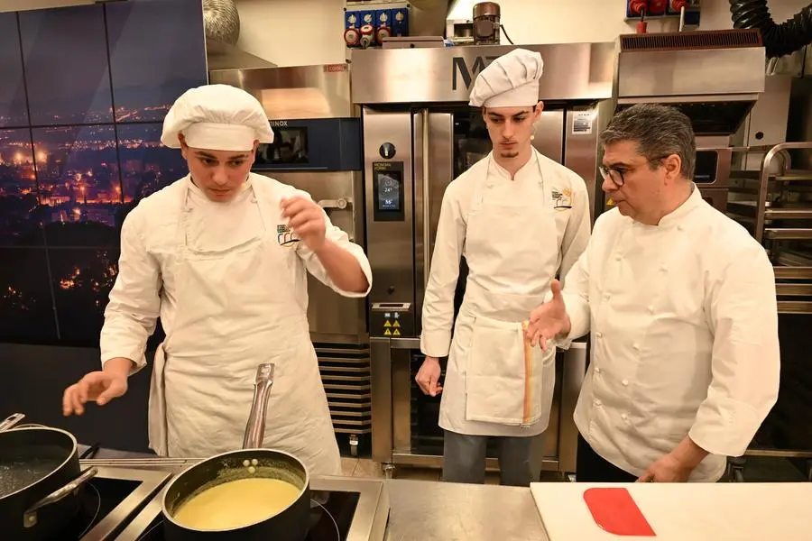 Chef per una notte «School edition», la fotogallery della terza puntata