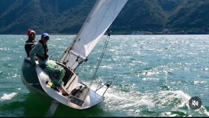 Andrea Sarchi ha iniziato a navigare sul lago d'Iseo © www.giornaledibrescia.it