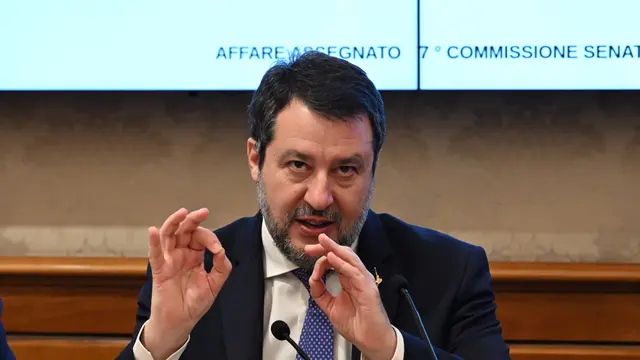 L'intervento del ministro dei Trasporti e Infrastrutture, Matteo Salvini, nel corso del convegno Prospettive di riforma del calcio a Roma ,5 marzo 2025. ANSA/MAURIZIO BRAMBATTI
