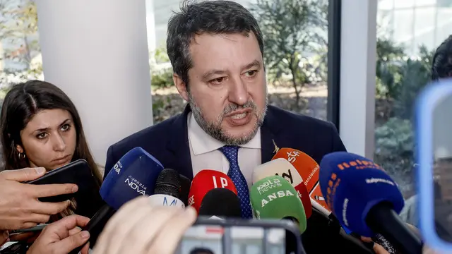 Il ministro delle infrastrutture e dei trasporti Matteo Salvini partecipa al convegno “Il nuovo codice della strada: come sta cambiando la cultura della sicurezza stradale in Italia” a Milano, 7 marzo 2025. ANSA/MOURAD BALTI TOUATI