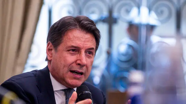 Il presidente del Movimento 5 Stelle (M5s) Giuseppe Conte durante l’evento ’“Lotta alle disuguaglianze, contrasto alla povertà e politiche di welfare. il ruolo dei sistemi fiscali”, iniziativa pubblica organizzata da Oxfam, ICRICT e NENS sul ruolo dei sistemi fiscali nel contrasto alle disuguaglianze, presso l’Istituto dell'Enciclopedia Italiana Treccani, Roma, 14 febbraio 2025. ANSA/ANGELO CARCONI