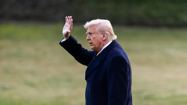 epa11948066 US President Donald Trump departs the Oval Office for Florida in Washington, DC, USA, 07 March 2025. EPA/JIM LO SCALZO