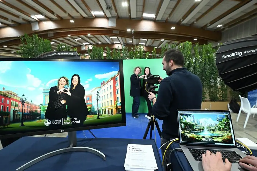 CRONACA  BRESCIA EXPO FUTURA 2025 VARI STAND NELLA FOTO UNIVERSITA' CATTOLICA DEL SACROCUORE -INTELLIGENZA ARTIFICIALE  - 8/03/2025 newreporter©favretto