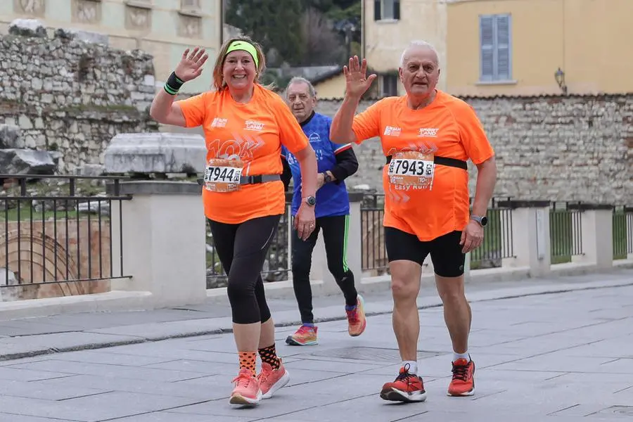 Brescia Art Marathon, i corridori in centro città