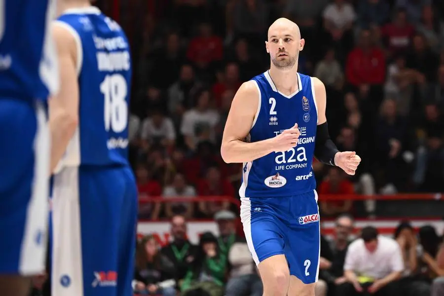 Basket, gli scatti di Pistoia-Germani