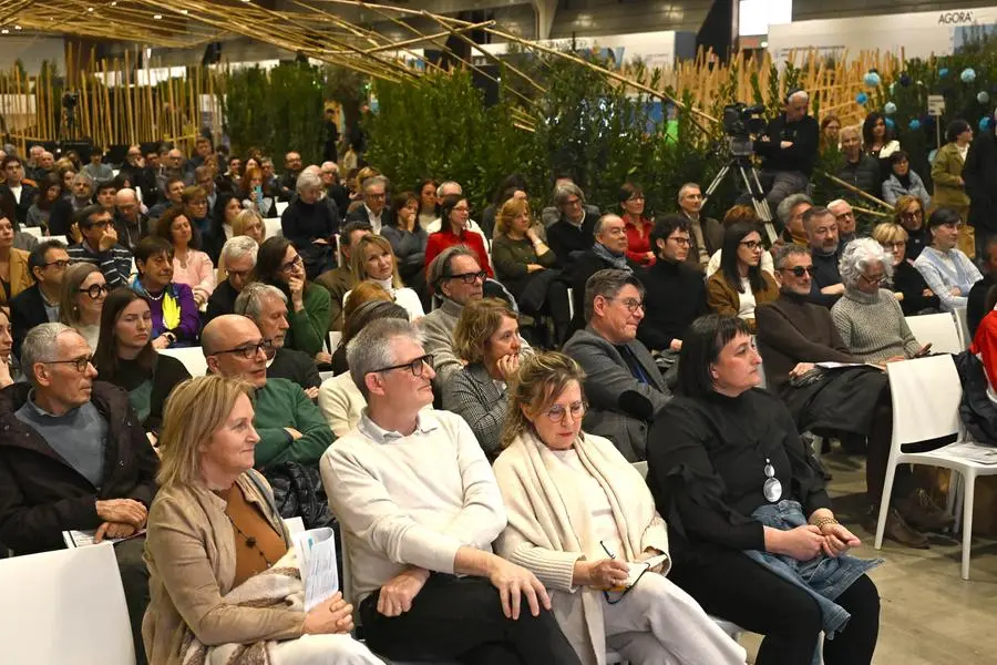 CRONACA  BRESCIA EXPO FUTURA 2025 SALA VITTORIA ALATA SOSTENIBILITA' DELLA PAROLA  NELLA FOTO MOMENTI DEL CONVEGNO 08/03/2025 newreporter©favretto 