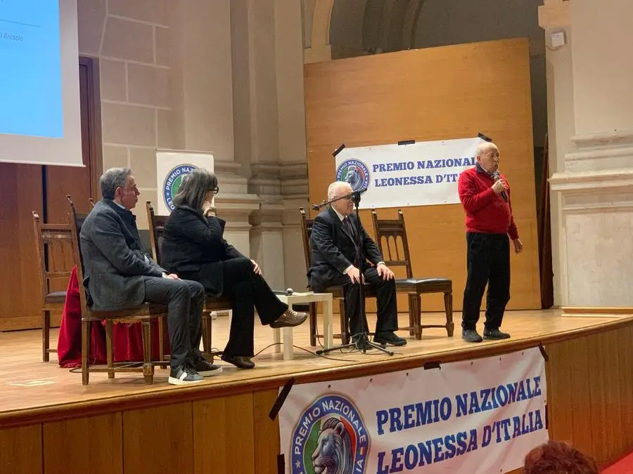 Immagini dell'auditorium San Barnaba di Brescia durante la premiazione