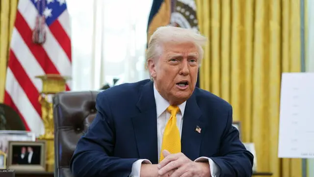 epa11947456 United States President Donald J Trump makes a statement on jobs in the Oval Office of the White House in Washington, DC, USA, 07 March 2025. February jobs report by Bureau of Labor Statistics reported the US added 151,000 jobs. EPA/CHRIS KLEPONIS / POOL