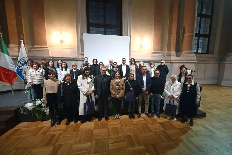 CRONACA BRESCIA SALONE VANVITELLIANO CONVEGNO FIMS NELLA FOTO LE 14 SCUOLE PREMIATE PER CARINI 10-03-2025 MARCO ORTOGNI NEW EDEN GROUP