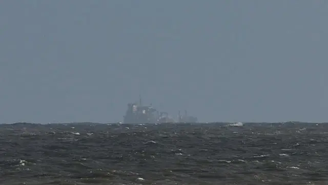 epa11955107 The Stena Immaculate and Solong off the coast of Easington, Britain, 11 March 2025. A collision occurred on 10 March between a US-flagged oil tanker carrying jet fuel, and a Portuguese-flagged cargo vessel carrying toxic chemicals, in the North Sea off the East Yorkshire coast. EPA/ADAM VAUGHAN