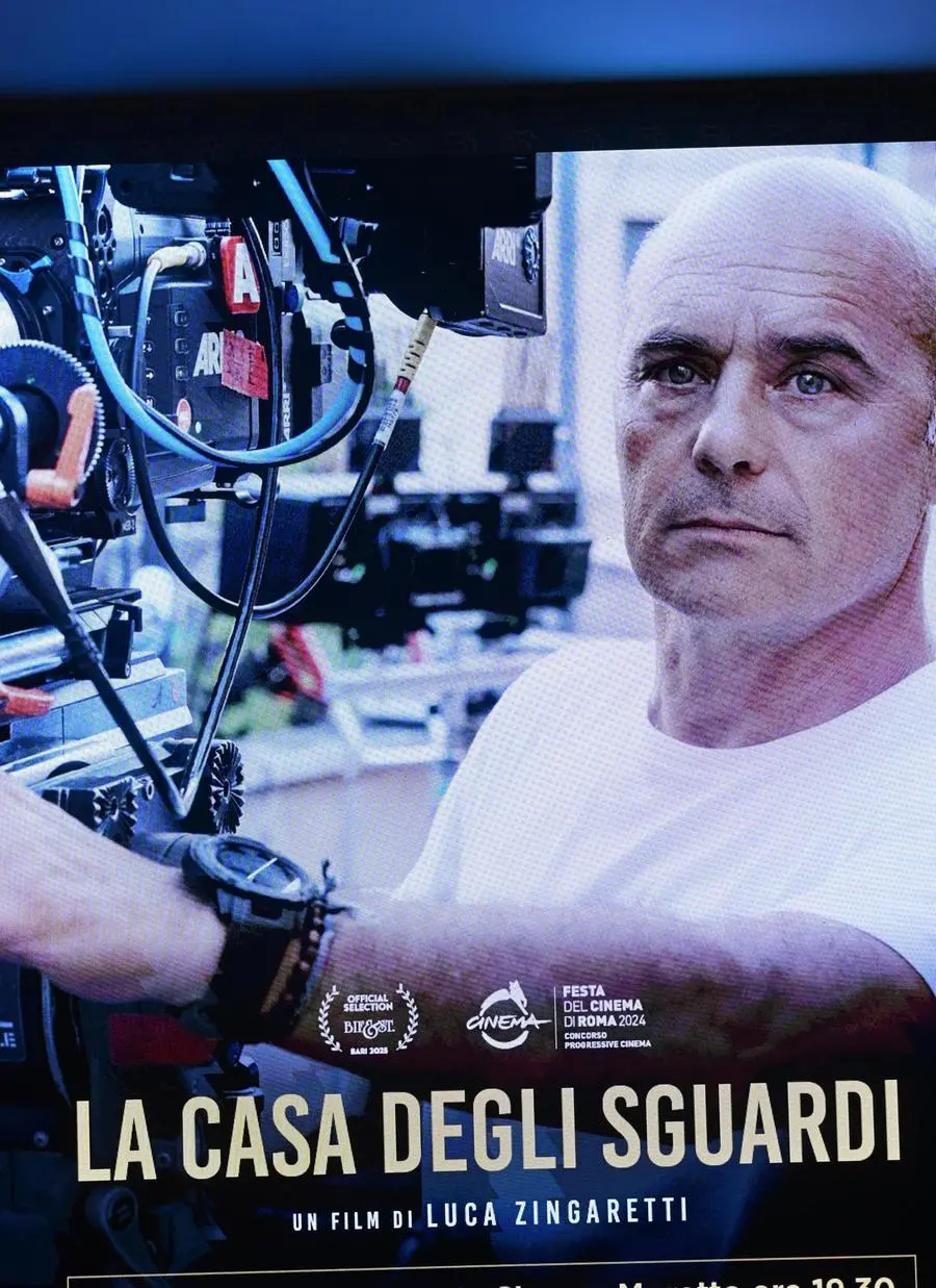 Luca Zingaretti a Brescia per presentare «La casa degli sguardi»