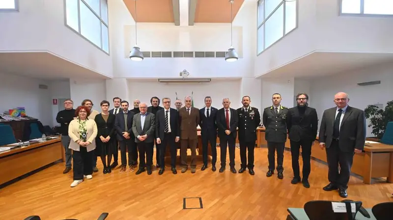PAESI PROVINCIA MAZZANO MUNICIPIO COMITATO PROVINCIALE ORDINE E SICUREZZA CON IL PREFETTO POLICHETTI PER SANDRINI 12-03-2025 MARCO ORTOGNI NEW EDEN GROUP