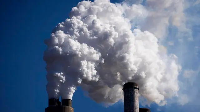 epa11954643 A view of the Harrison Power Station, a coal-fired power plant owned by FirstEnergy that was built in the early 1970s and uses approximately 5 million tons of coal annually, in Haywood, West Virginia, USA, 10 March 2025. President Donald Trump has moved to substantially change the Untied States’ energy policy since taking office in January, including rescinding industry regulations aimed at reducing pollution and promoting coal as potential solution to large energy demands of the Artificial Intelligence computing. EPA/JUSTIN LANE