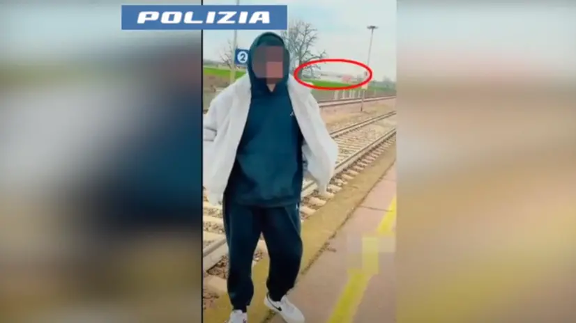 Un frame del video diffuso dalla Polizia