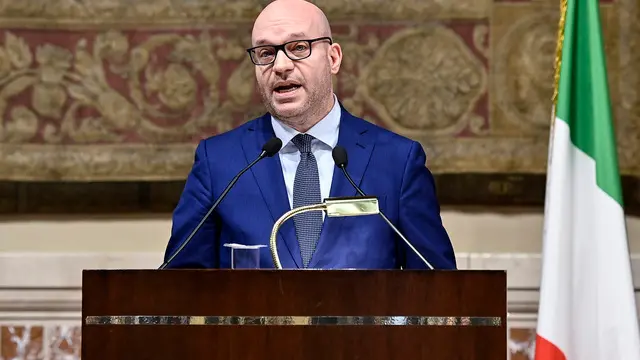 Il presidente della Camera dei Deputati, Lorenzo Fontana, durante l’inaugurazione dell’Anno Giudiziario Tributario 2025 nella Sala della Regina della Camera dei Deputati, Roma, 12 marzo 2025. ANSA/RICCARDO ANTIMIANI