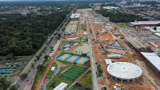 epa11850712 Aerial view of the construction work at the park where the Climate Summit (COP30) will be held in Belem, in the Brazilian state of Para, Brazil, 24 January 2025. The Climate Summit (COP30) will be held at the end of this year in Belem, in the Amazon, from 10 to 21 November 2025. EPA/Marx Vasconcelos