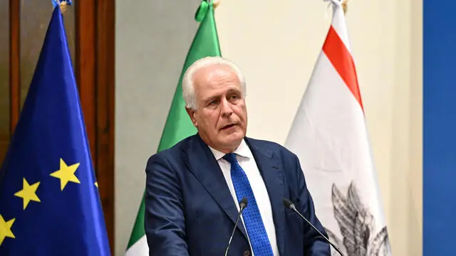 Il Presidente della Regione Toscana Eugenio Giani alla cerimonia per la firma dell'Accordo per lo Sviluppo e la Coesione 2021-2027 tra il Governo e la Regione Toscana nella Sala Pegaso di Palazzo Strozzi Sacrati. Firenze, 13 Marzo 2024 ANSA/CLAUDIO GIOVANNINI