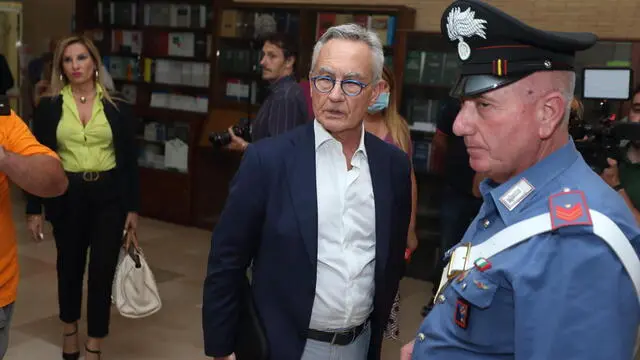 Il generale Luciano Garofano, consulente di parte civile nel processo per l'omicidio di Serena Mollicone, nel giorno in cui e' prevista la sentenza dei giudici della corte d'assise di Cassino sull'omicidio di Serena Mollicone, Cassino, 15 luglio 2022. ANSA/ ANTONIO NARDELLI