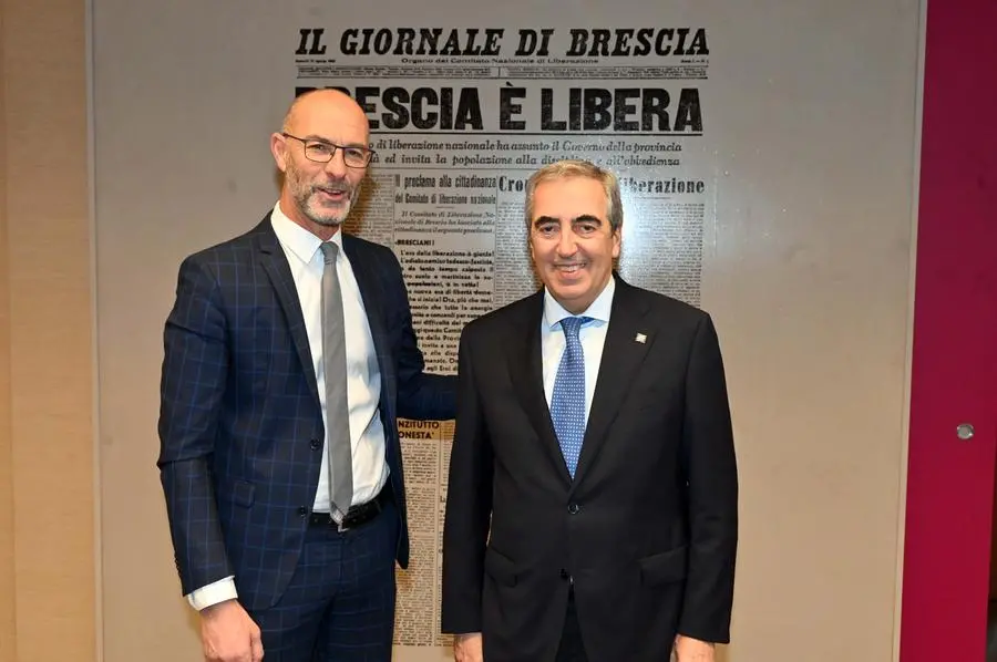 Maurizio Gasparri nella redazione del Giornale di Brescia