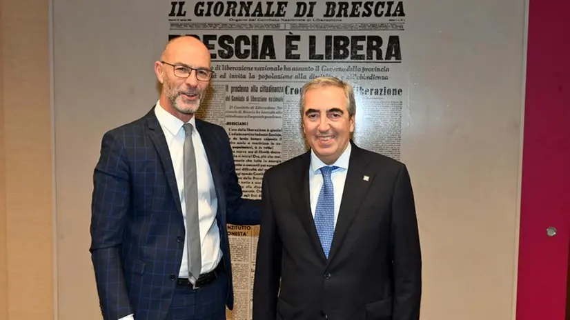 Maurizio Gasparri nella redazione del Giornale di Brescia