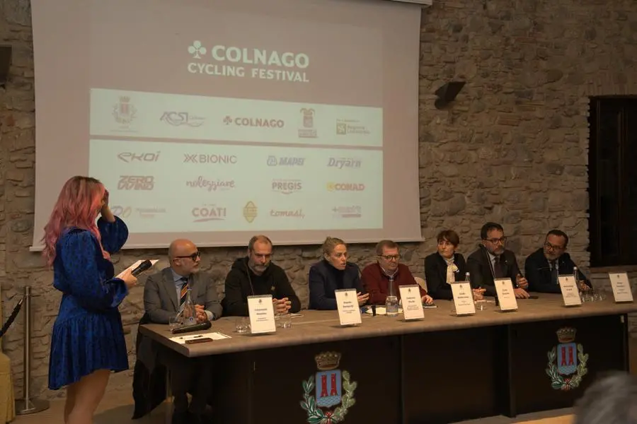 La presentazione della Colnago Cycling Festival