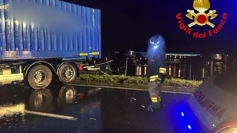 L'incidente a Desenzano in località Fantona Nuova - Foto Vigili del fuoco