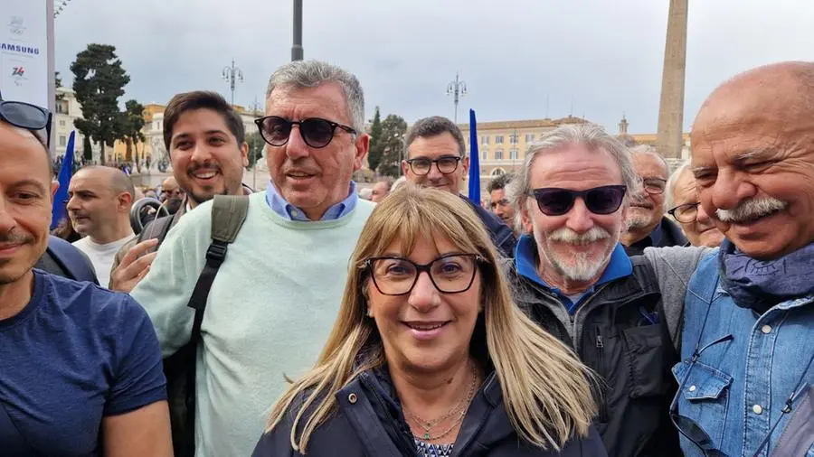 La delegazione Cisl Brescia in piazza del Popolo a Roma