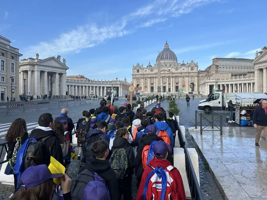 I giovani bresciani in pellegrinaggio a Roma per il Giubileo 2025