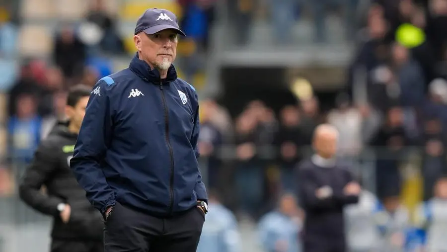 Rolando Maran in panchina oggi allo Stirpe - Foto New Reporter Maffia © www.giornaledibrescia.it