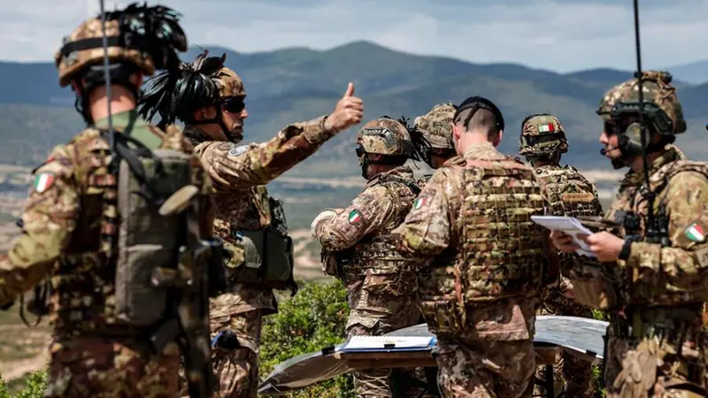 Un'esercitazione dei militari italiani - Foto Ansa © www.giornaledibrescia.it