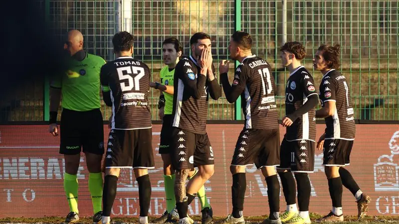 La squadra del Desenzano - Foto Comincini@newreporter