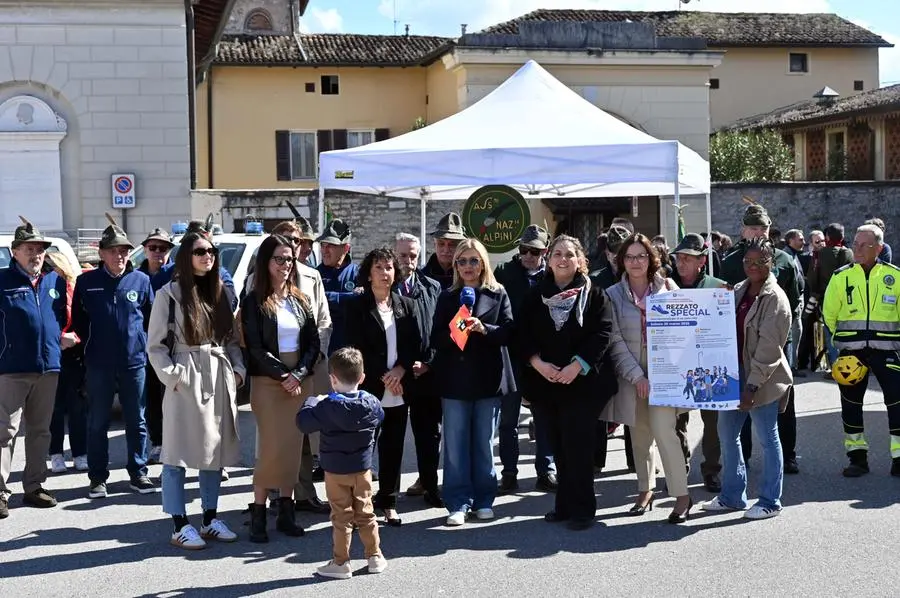 REZZATO IN PIAZZA CON NOI REDAZIONE PROVINCIA 16-03-2025 GABRIELE STRADA NEW EDEN GROUP 