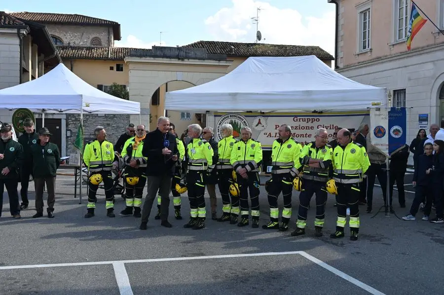 REZZATO IN PIAZZA CON NOI REDAZIONE PROVINCIA 16-03-2025 GABRIELE STRADA NEW EDEN GROUP 