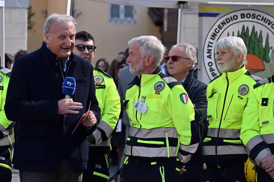 REZZATO IN PIAZZA CON NOI REDAZIONE PROVINCIA 16-03-2025 GABRIELE STRADA NEW EDEN GROUP 