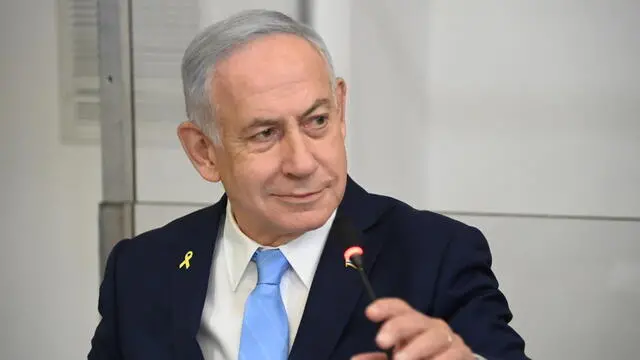 epa11957882 Israeli Prime Minister Benjamin Netanyahu attends his trial on corruption charges at the district court in Tel Aviv, Israel, 12 March 2025. EPA/Yair Sagi / POOL