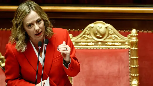 Il Presidente del Consiglio Giorgia Meloni durante le comunicazioni in vista del Consiglio europeo, presso il Senato, Roma, 15 ottobre 2024, ANSA/VINCENZO LIVIERI