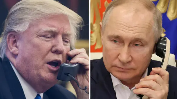In una combo il presidente americano Donald J. Trump parla al telefono con il presidente russo Vladimir Putin. ANSA/PETE MAROVICH - MIKHAEL KLIMENTYEV