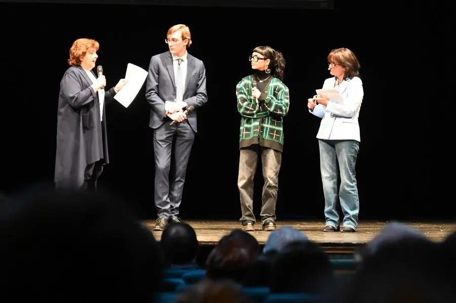 CRONACA BRESCIA TEATRO SOCIALE CERIMONIA ER LESCUOLE IN RICORDO DELLE VITTIME DEL COVID REDAZIONE CRONACA 18-03-2025 GABRIELE STRADA NEW EDEN GROUP                             