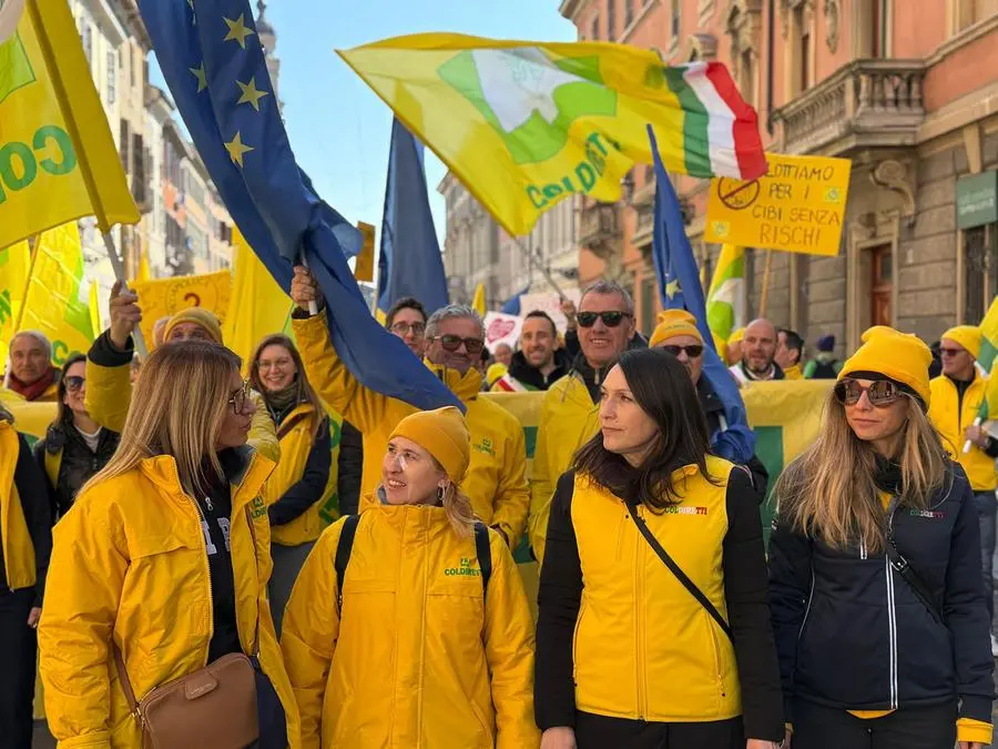 La manifestazione di Coldiretti a Parma contro il cibo sintetico