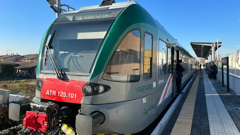 Un convoglio Trenord - © www.giornaledibrescia.it