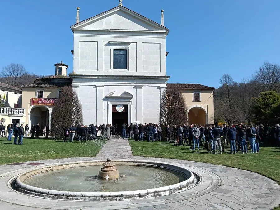 I funerali a Rezzato di Lorenzo Bertocchi