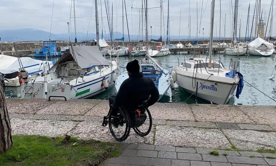 Desenzano: il reportage su accessibilità e barriere architettoniche