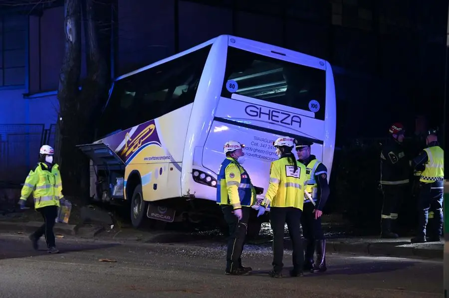 CRONACA BRESCIA VIA ORZINUOVI INCIDENTE MORTALE REDAZIONE CRONACA 20-03-2025 GABRIELE STRADA NEW EDEN GROUP