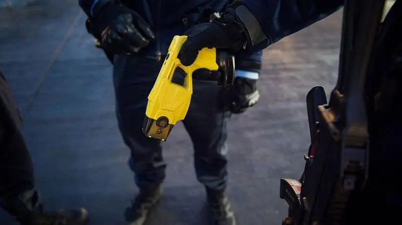 Un taser - © www.giornaledibrescia.it