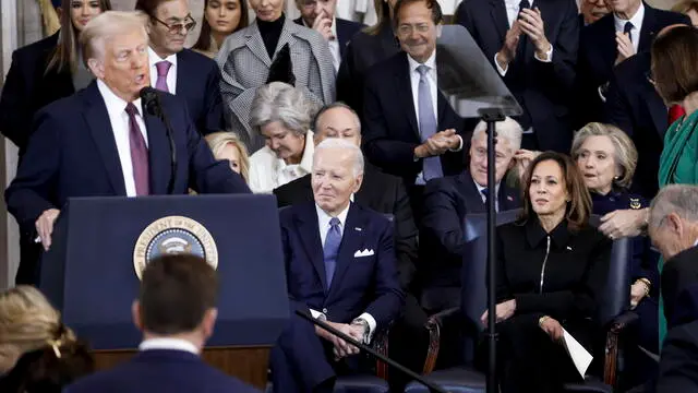 epa11839415 Former US President Joe Biden (2-R) and former US Vice President Kamala Harris (R) listen as US President Donald Trump (L) delivers remarks after being sworn in as the 47th president of the United States in an inauguration ceremony in the rotunda of the United States Capitol in Washington, DC, USA, 20 January 2025. Trump, who defeated Kamala Harris, is being sworn in today as the 47th president of the United States. EPA/SHAWN THEW / POOL