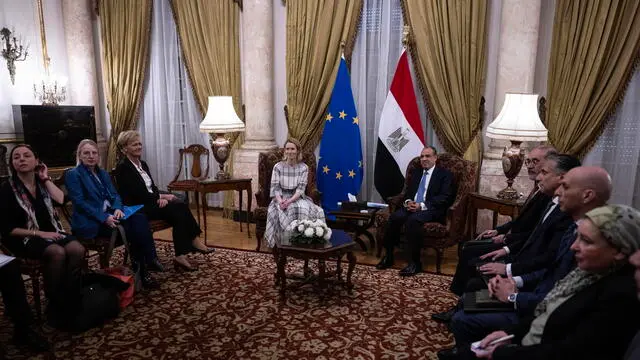 epa11983039 The EU High Representative for Foreign Affairs and Security Policy & Vice-President of the European Commission, Kaja Kallas (C-L), meets with Egyptian Foreign Minister Badr Abdelatty (C-R) at Al Tahrir Palace in Cairo, Egypt, 23 March 2025. EPA/MOHAMED HOSSAM