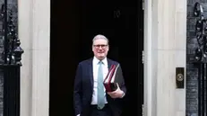 epa11973602 British Prime Minister Keir Starmer leaves his residence at 10 Downing Street for the weekly Prime Minister's Questions (PMQs) session at Parliament in London, Britain, 19 March 2025. EPA/NEIL HALL