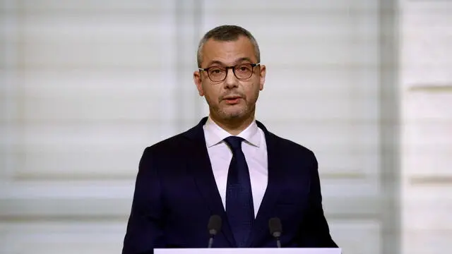 epa11791313 French Secretary-General of the Elysee Palace, Alexis Kohler announces the names of the ministers of the new cabinet, in the courtyard of the Elysee Palace, in Paris, France, 23 December 2024. EPA/Abdul Saboor / POOL MAXPPP OUT