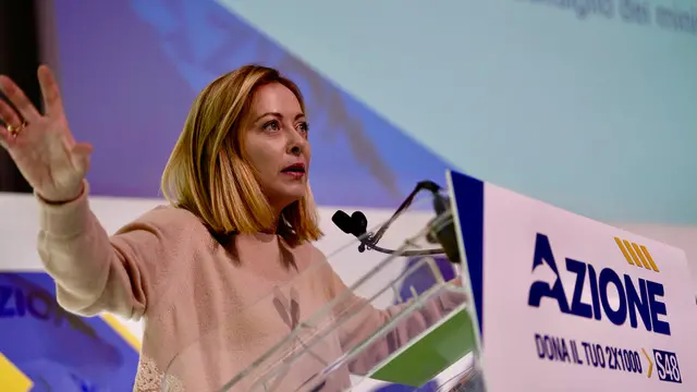 Meloni al congresso di Azione,