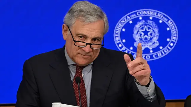 Il ministri degli Affari Esteri, Antonio Tajani, nel corso della conferenza stampa al termine del Consiglio dei Ministri, Roma 28 marzo 2025. ANSA/MAURIZIO BRAMBATTI